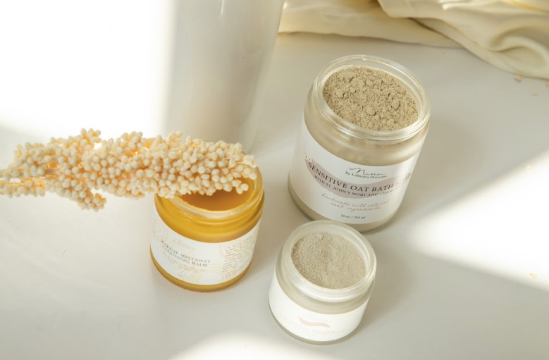 Sensitive Oat Soak with St. John's Wort and Chamomile by LaBruna Skincare